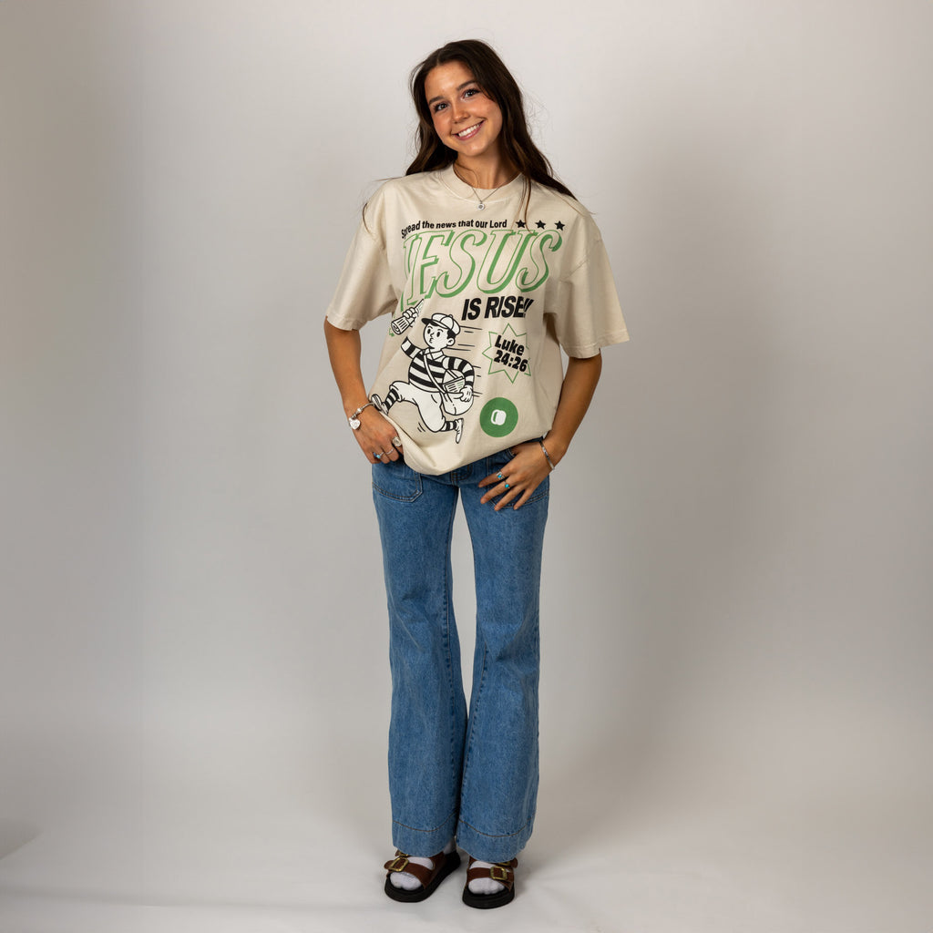 SPREAD THE NEWS | OVERSIZED TEE